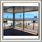 35 Modulo prefabricado vigiancia con cristal acristalado